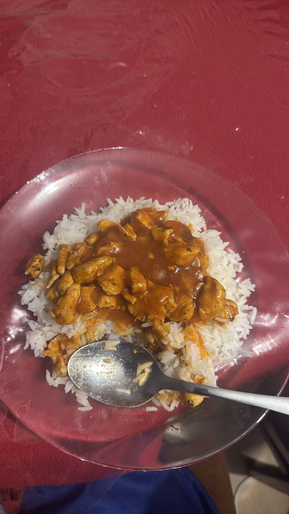 Pollo con arroz y salsa