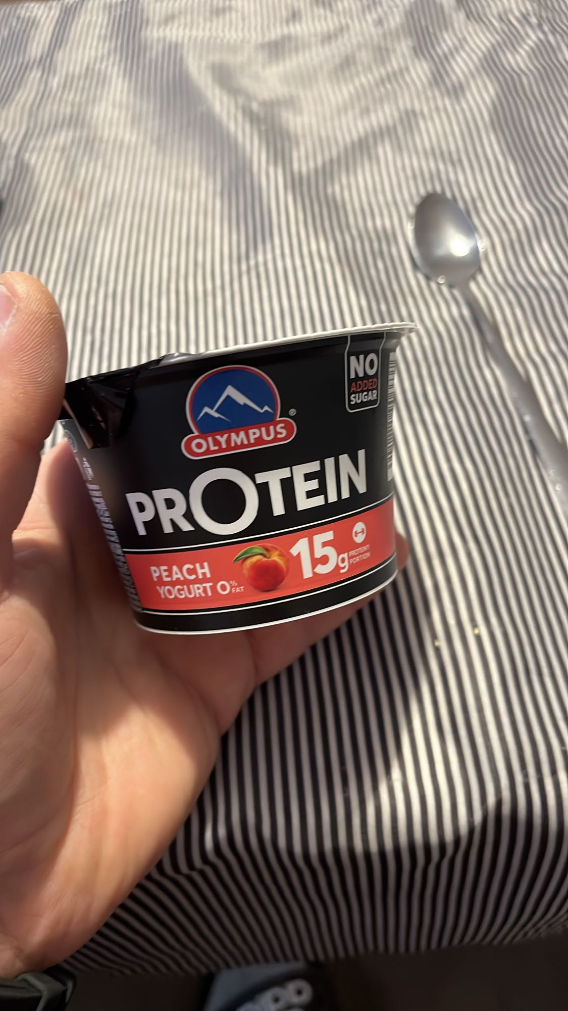 Протеиново кисело мляко