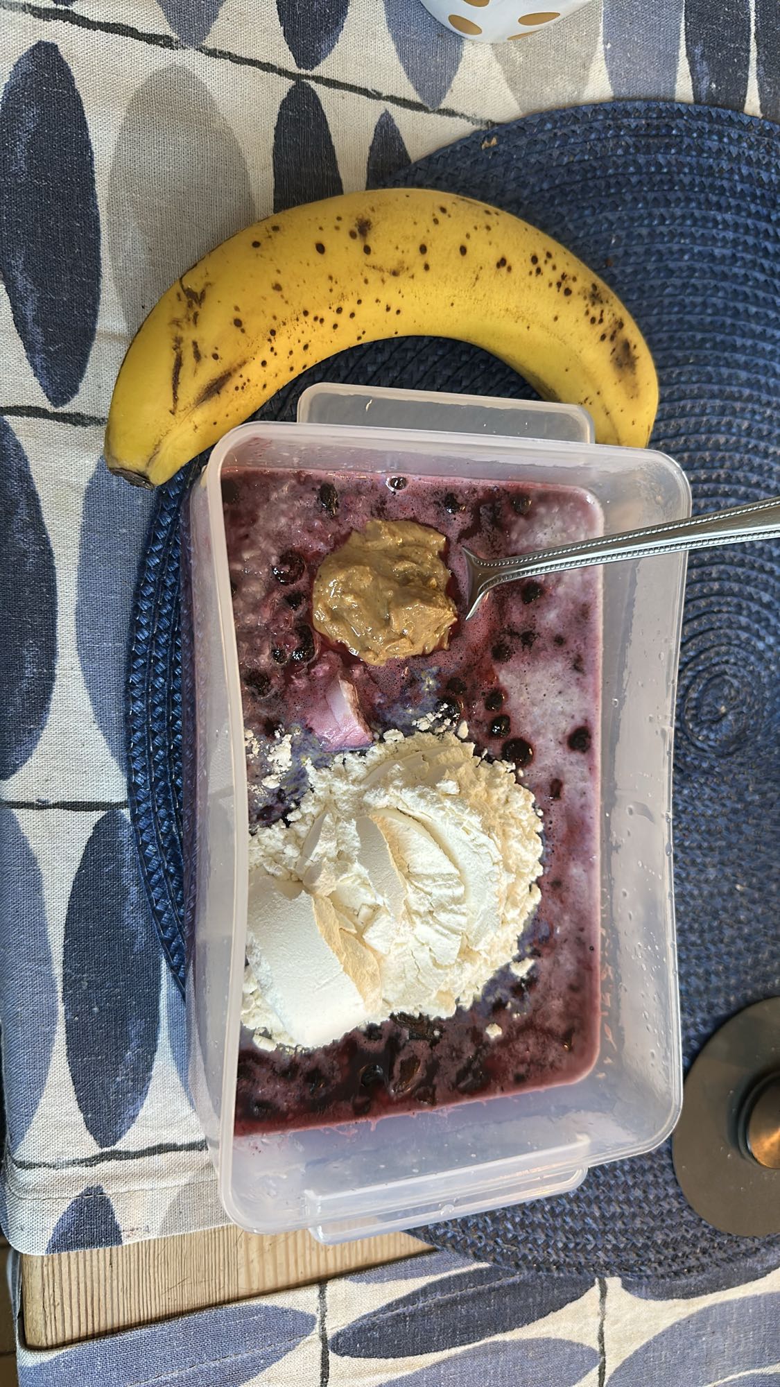 Proteinrik frukostgröt