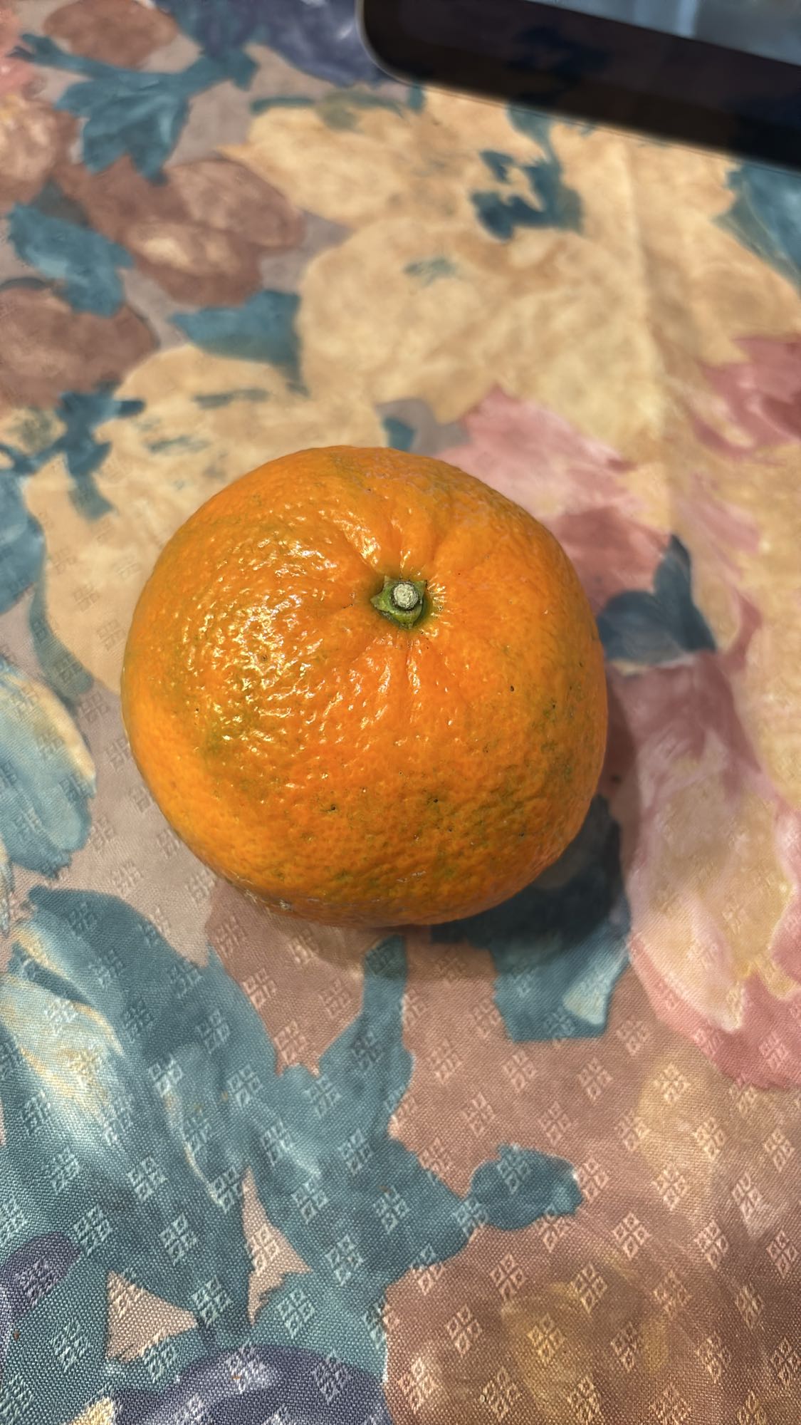 Mandarine entière