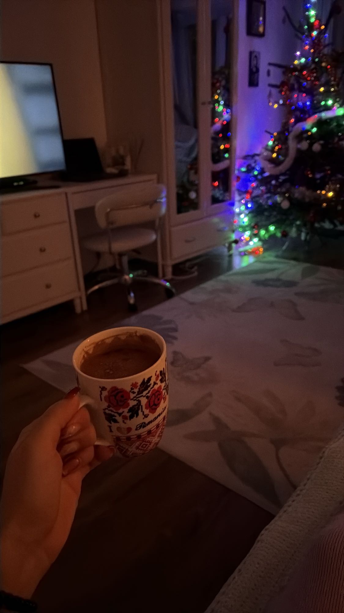 Cafea simplă cu scorțișoară și îndulcitor