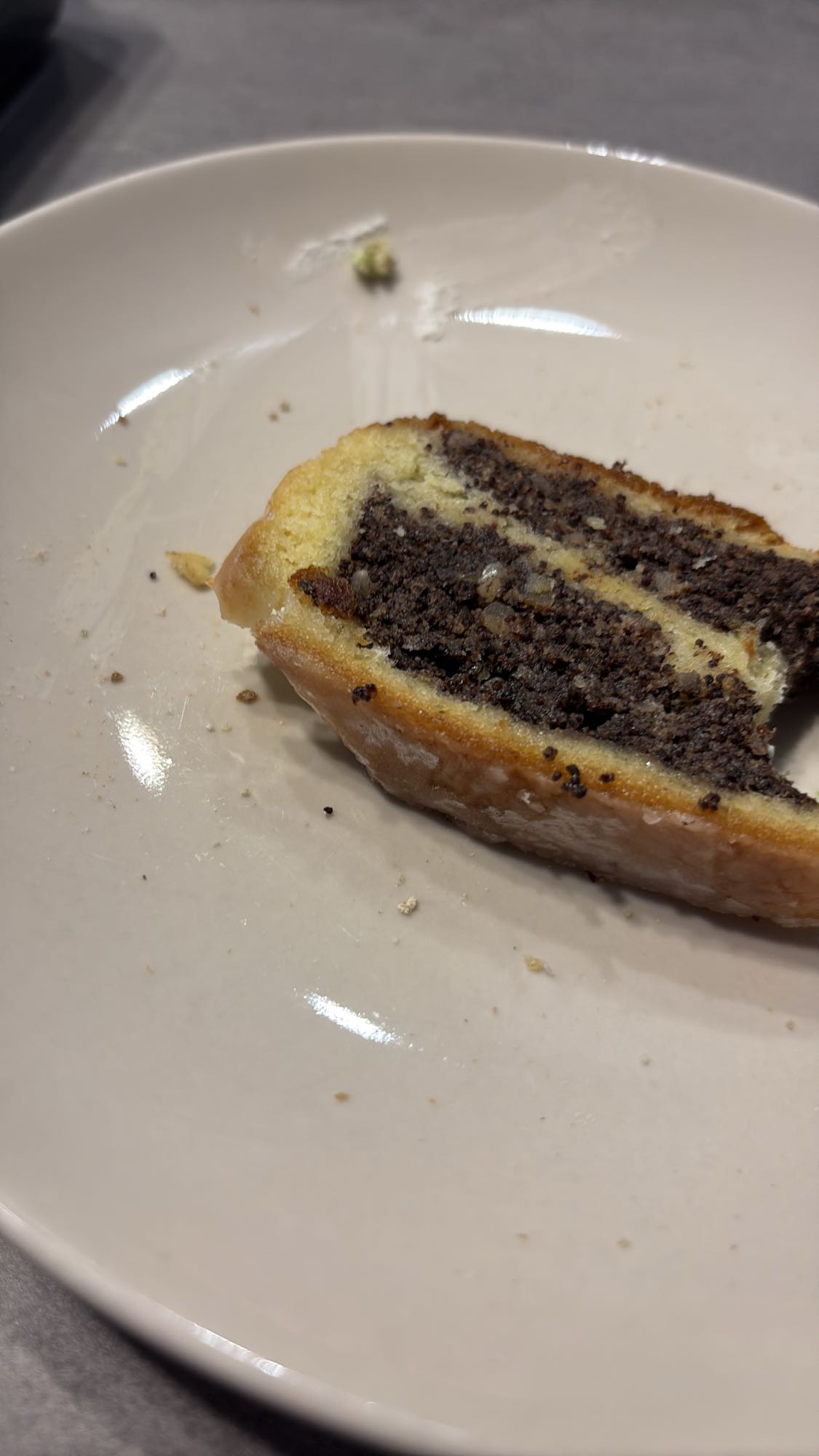 Poppy seed roll slice