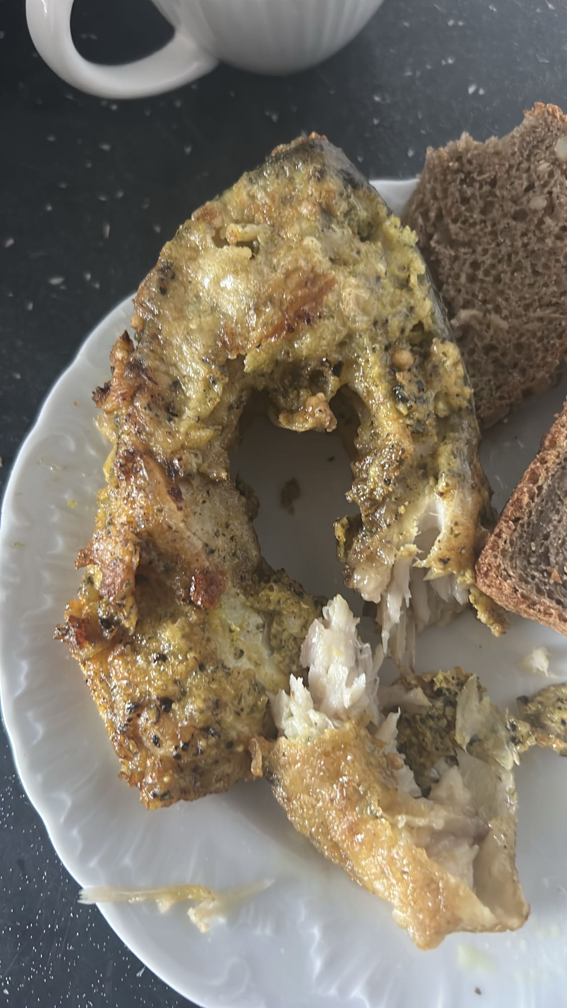 Ryba pieczona z chlebem