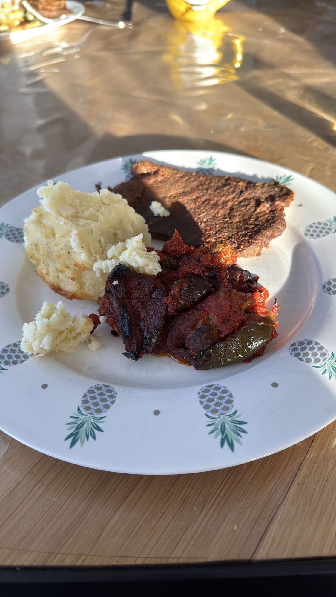 Mashed beef veggie plate