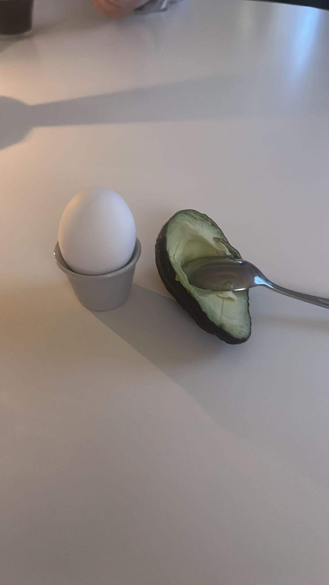 Ägg och avokado