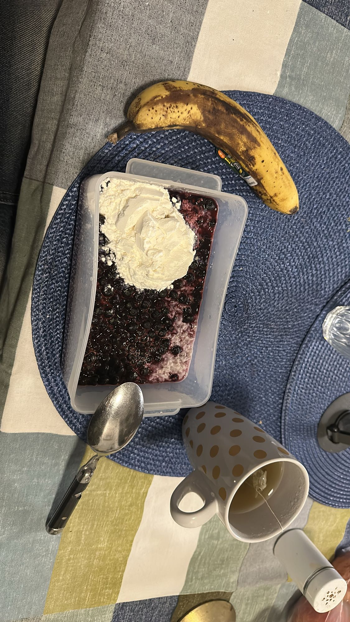 Havregryn med bär & banan