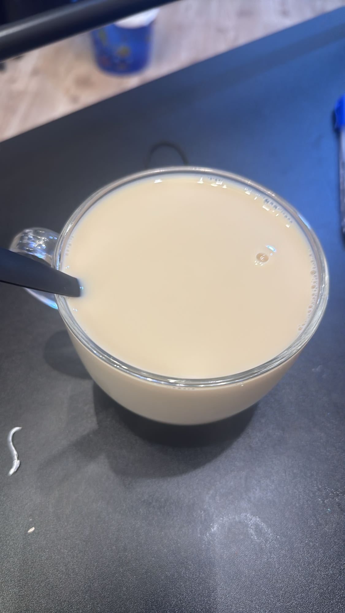 кофе с молоком и сахаром