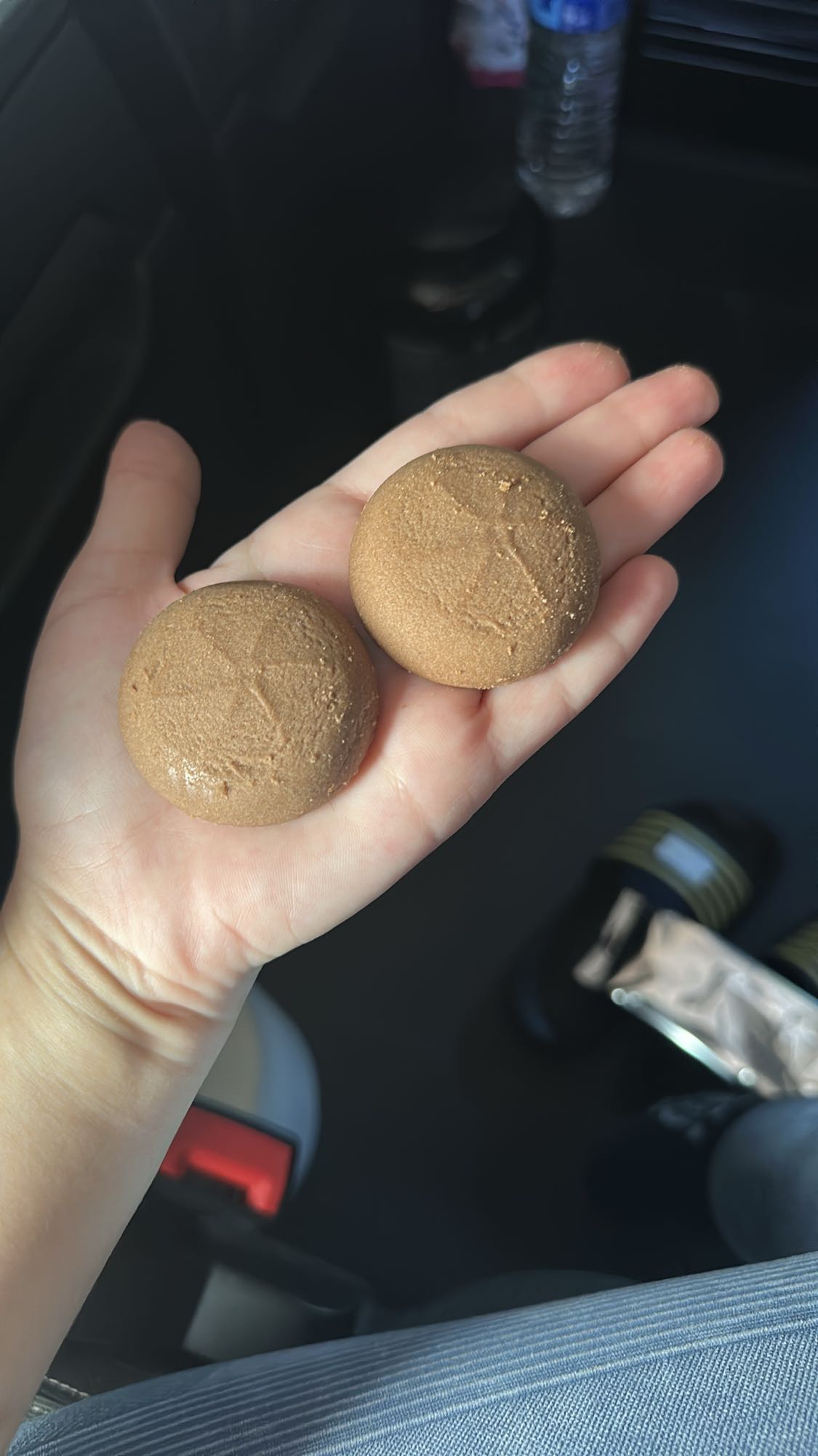 Biscuiți cu cremă de alune