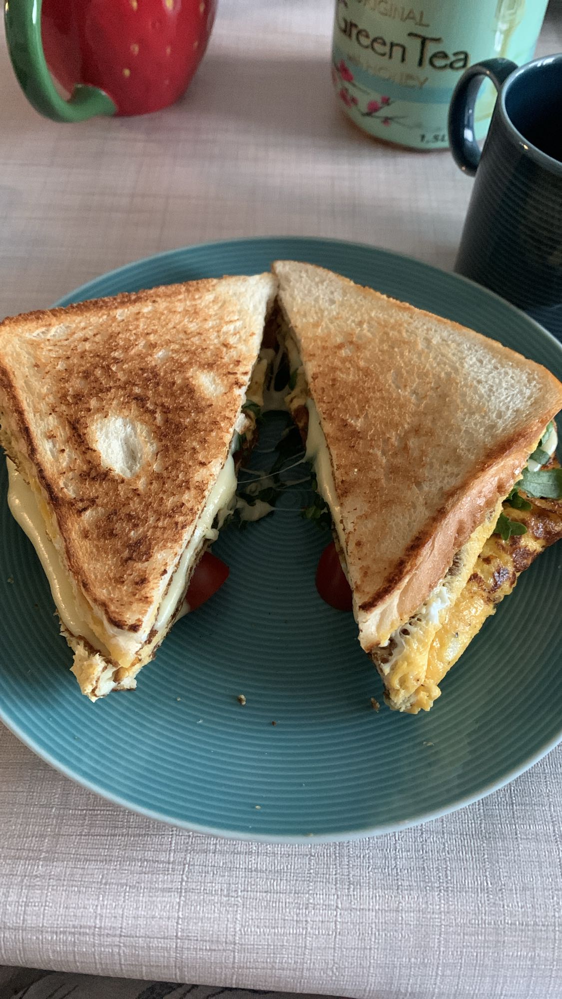 Tostlu Omlet Sandviç