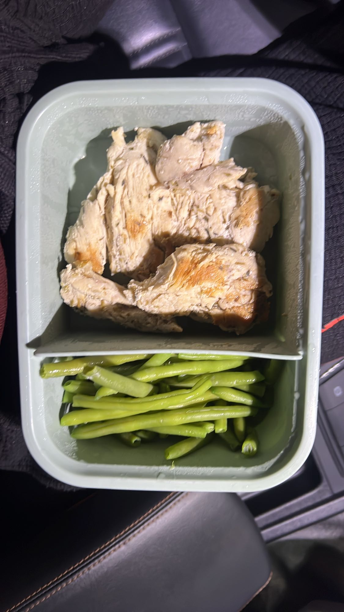 Tavuk ve yeşil fasulye