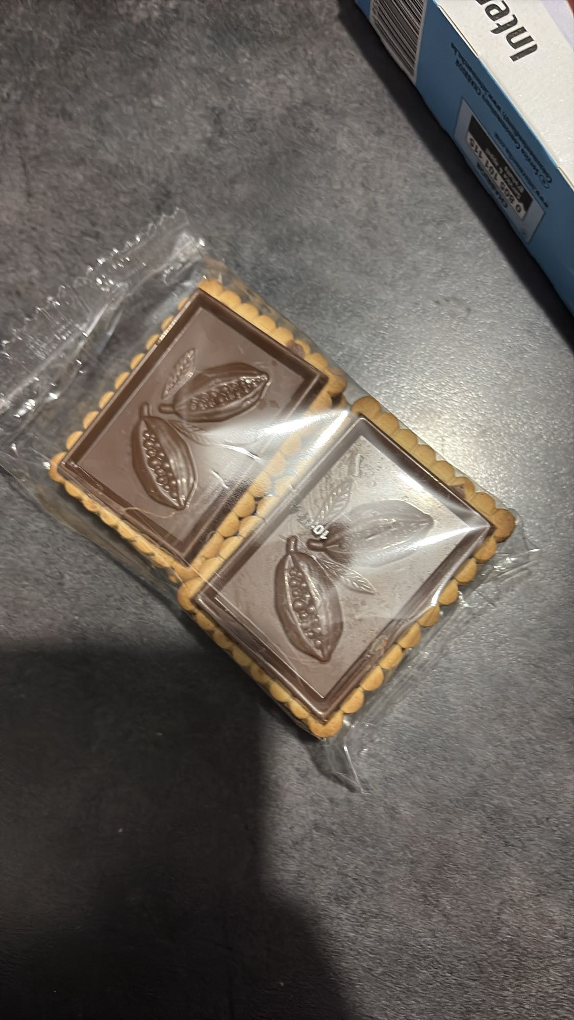 chocolate biscuit snack