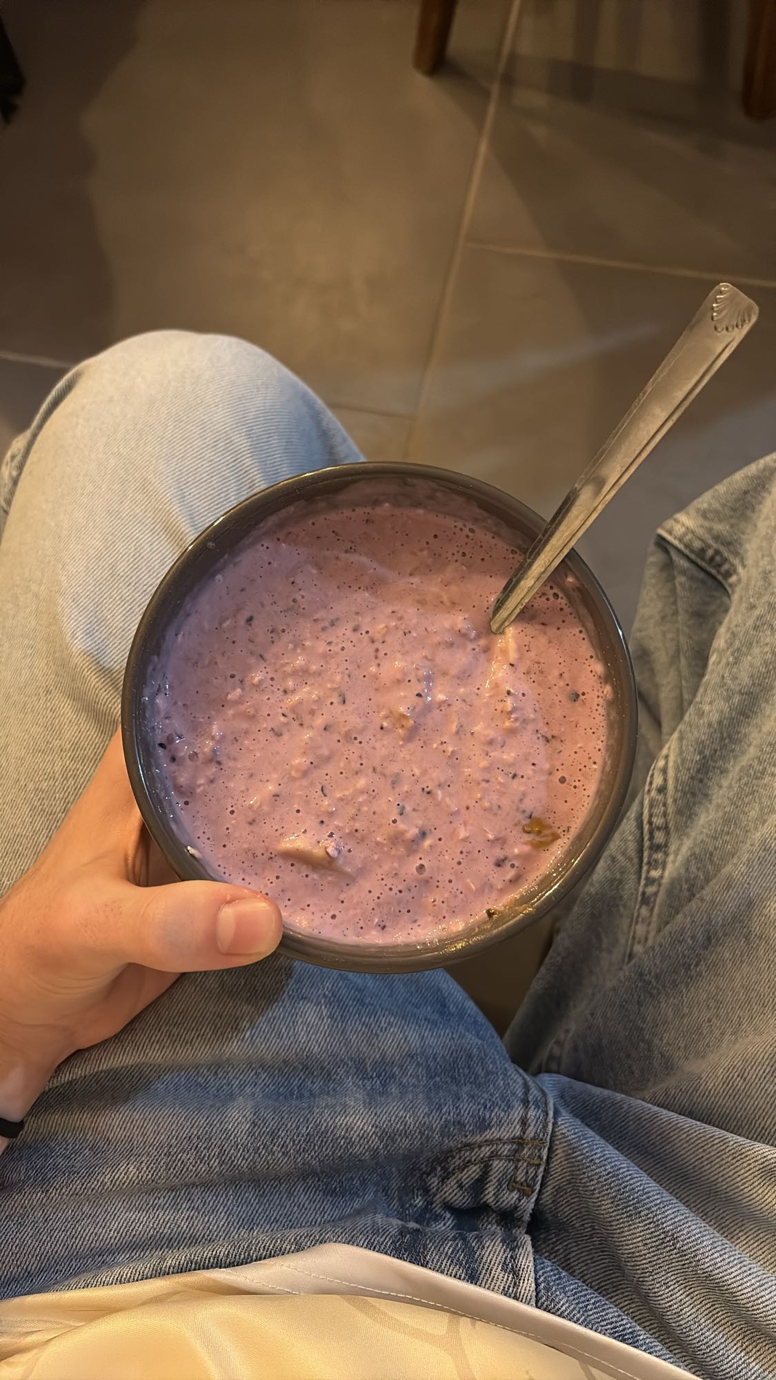 Berry Yogurt Oat Bowl