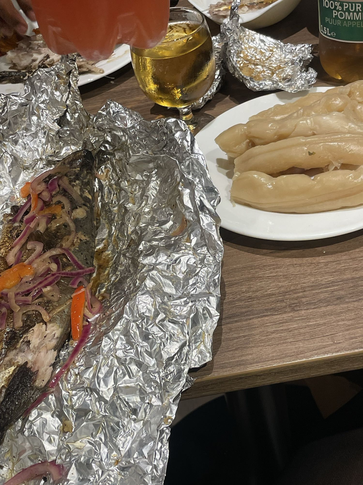 Poisson braisé et manioc