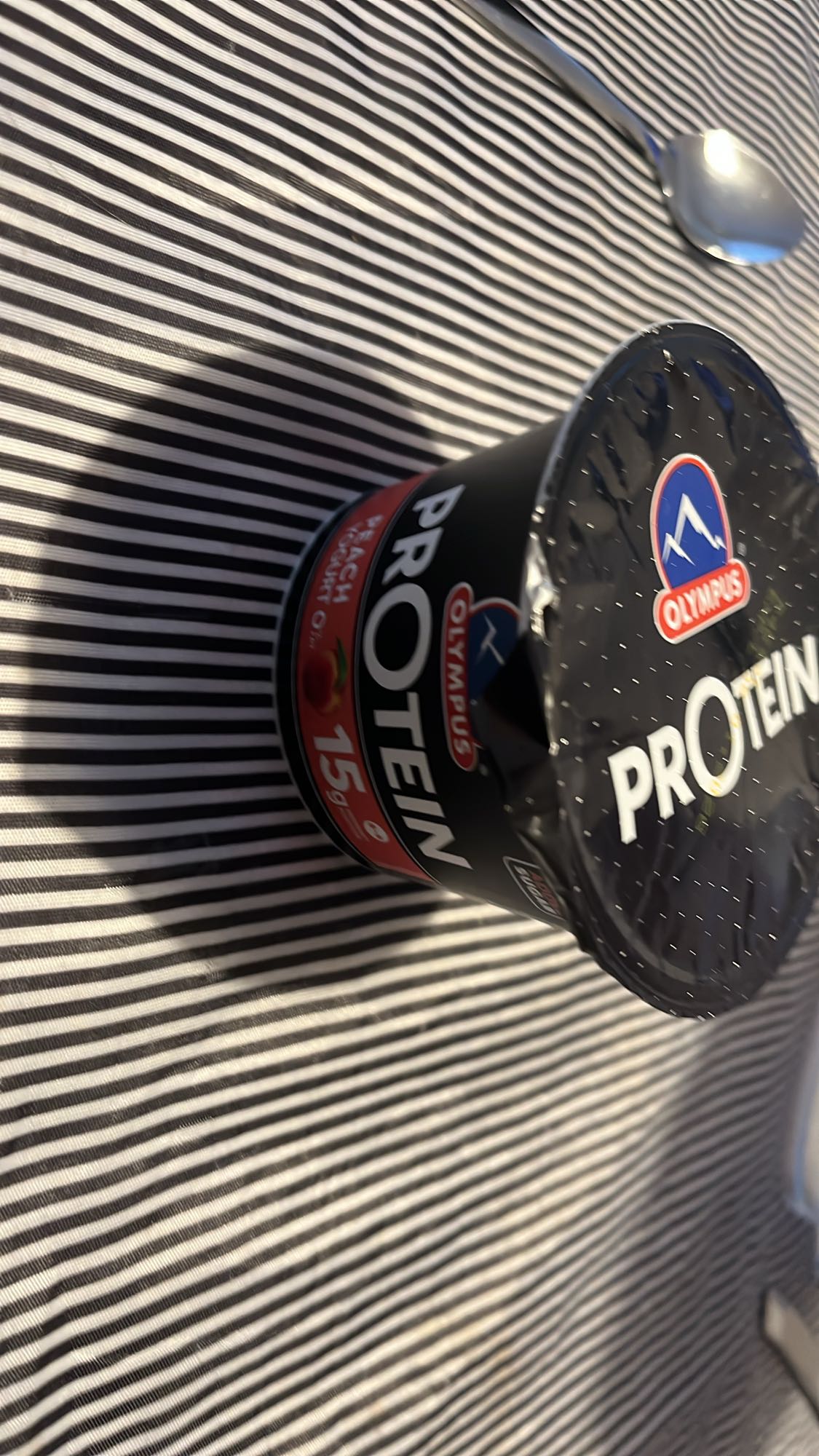 Протеинов йогурт праскова