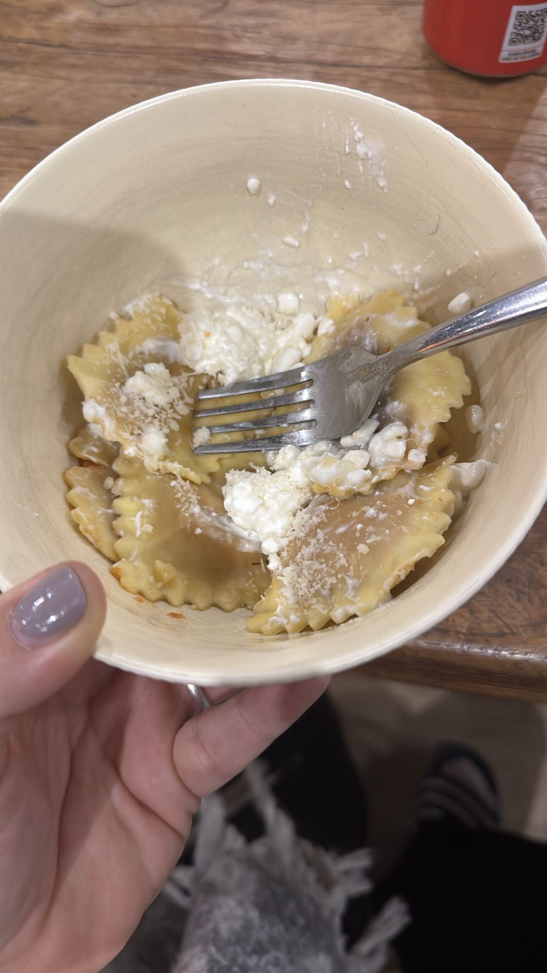 Ravioli mit Hüttenkäse