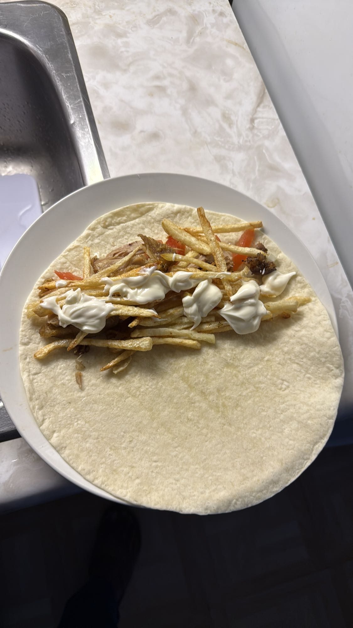 Wrap avec frites et viande