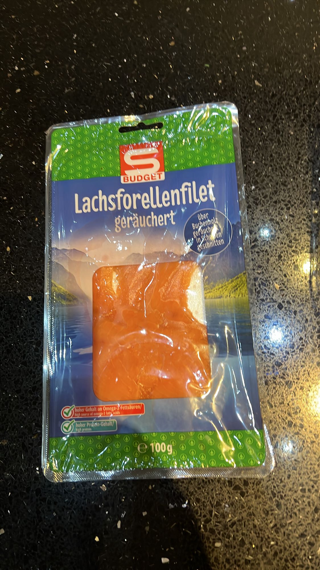 Wędzony filet z pstrąga