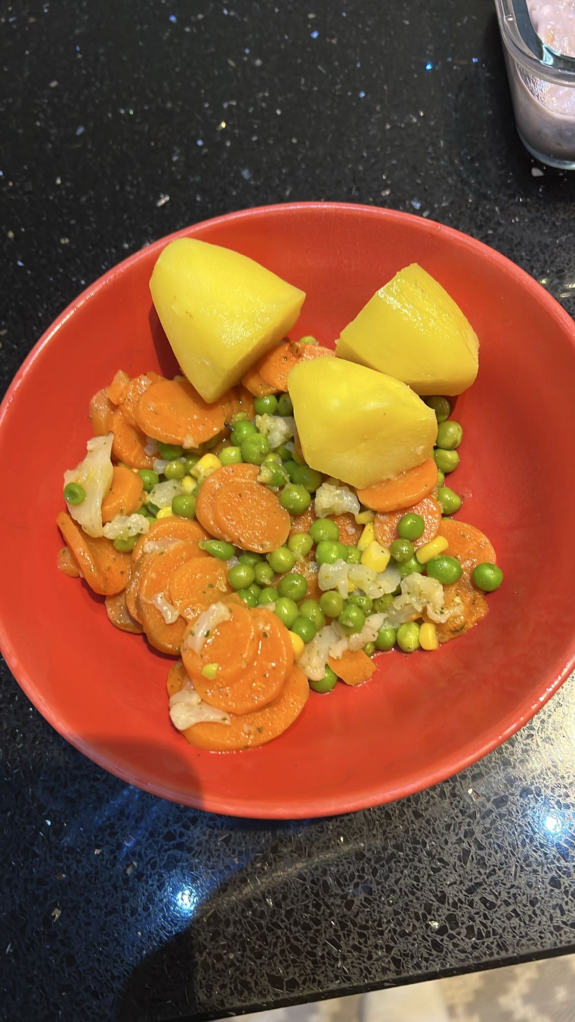 warzywa z ziemniakami