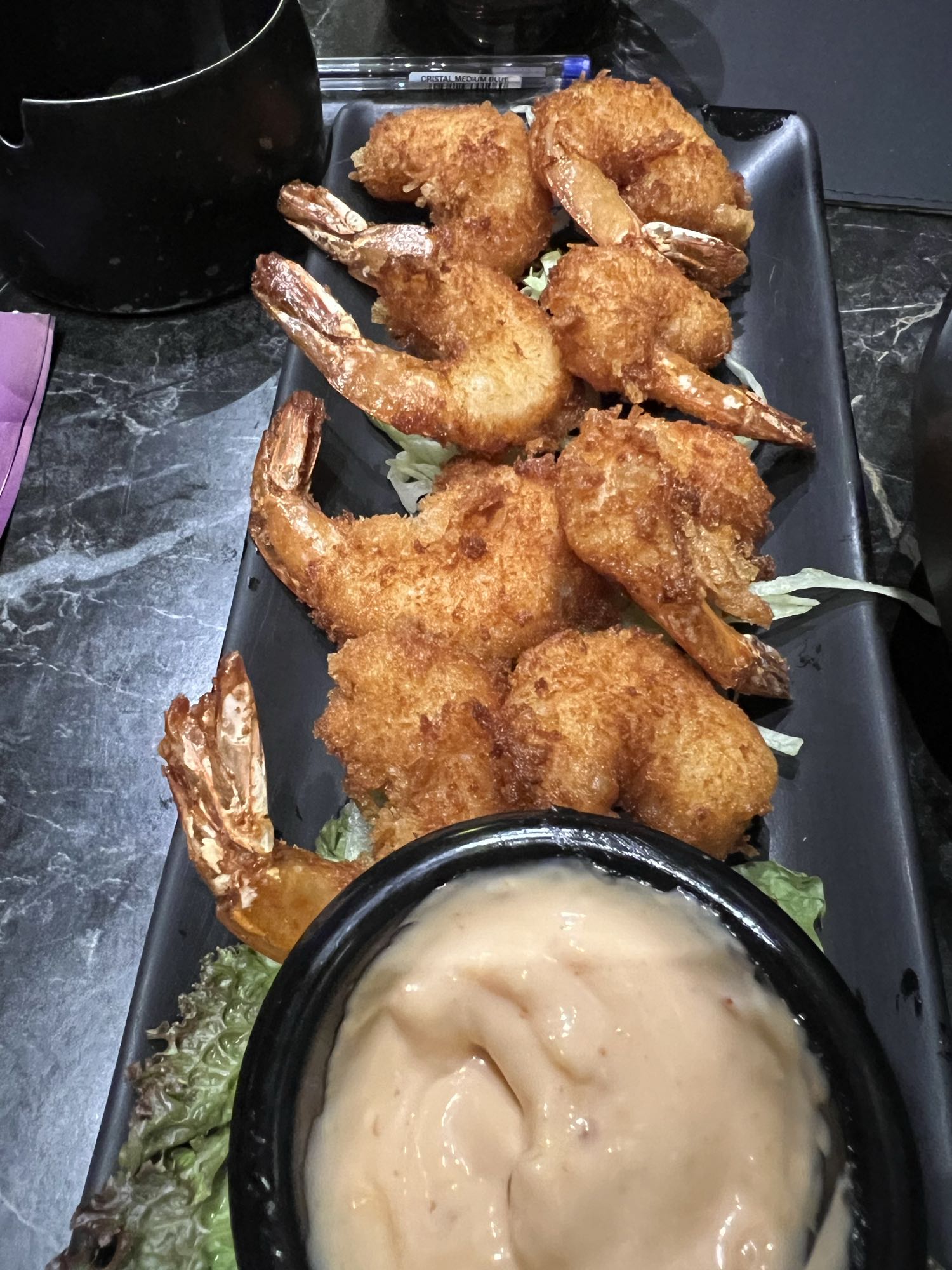 5 fried shrimps with one tablespoon sauce