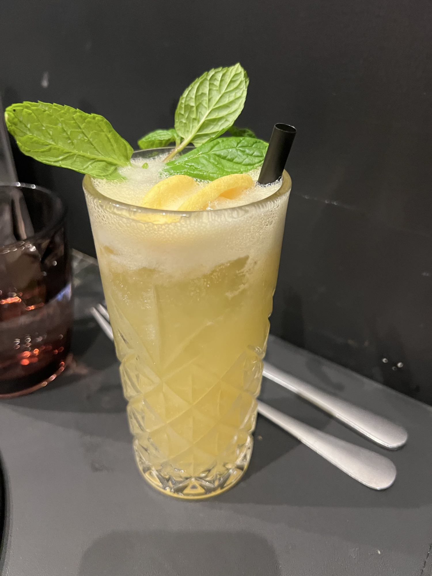 Gin cocktail