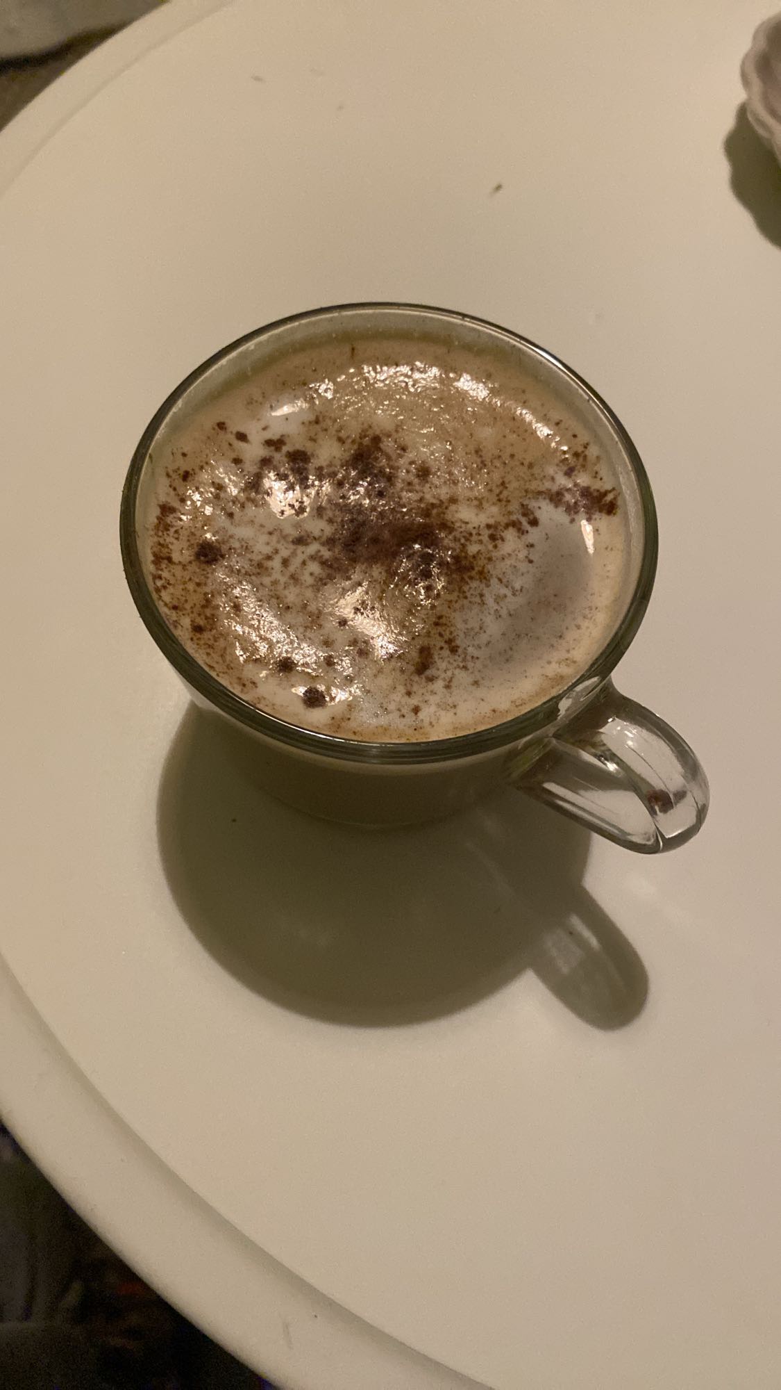 Kanelkaffe med mælk