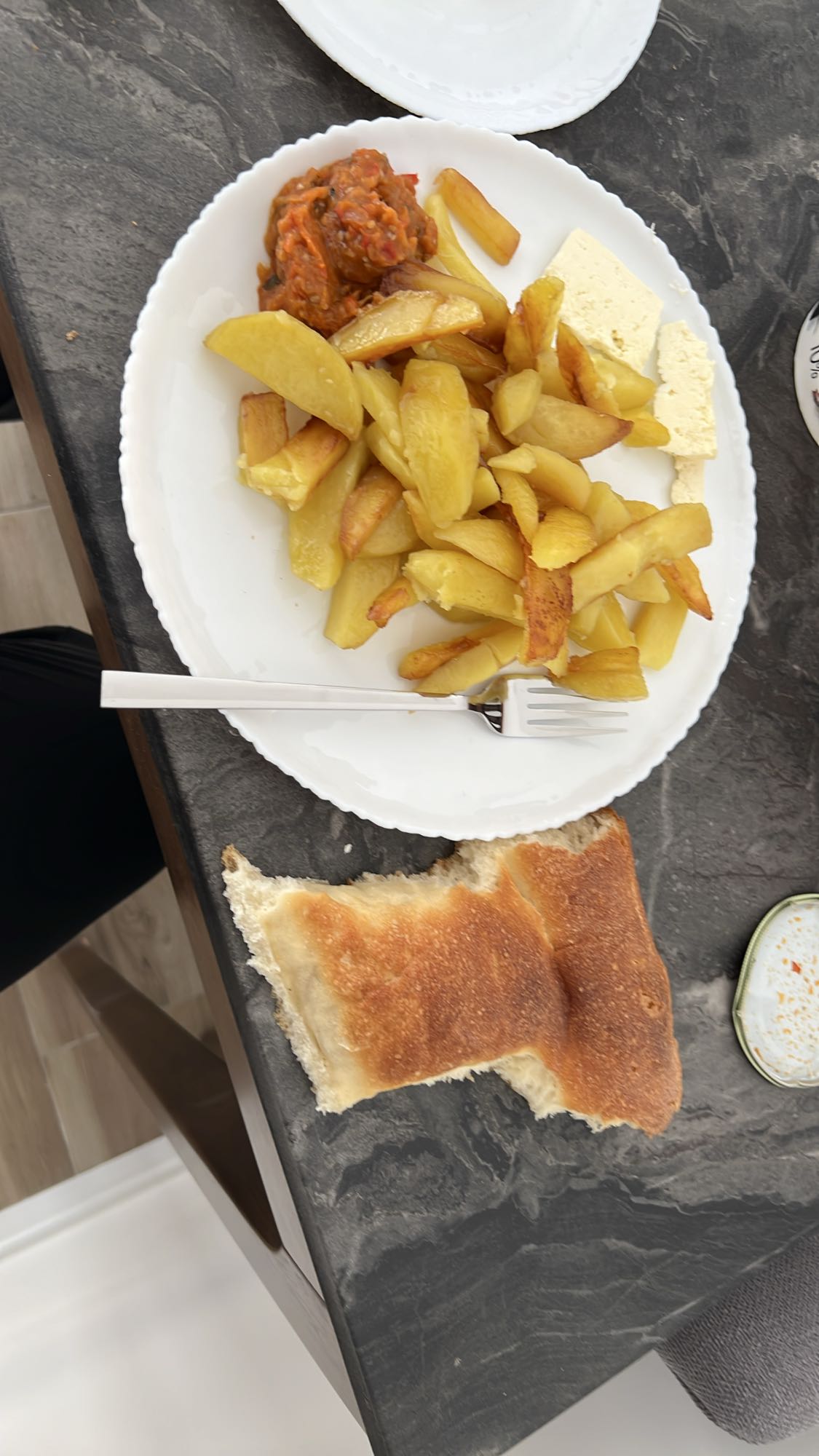 Կարտոֆիլ տապակած հացով