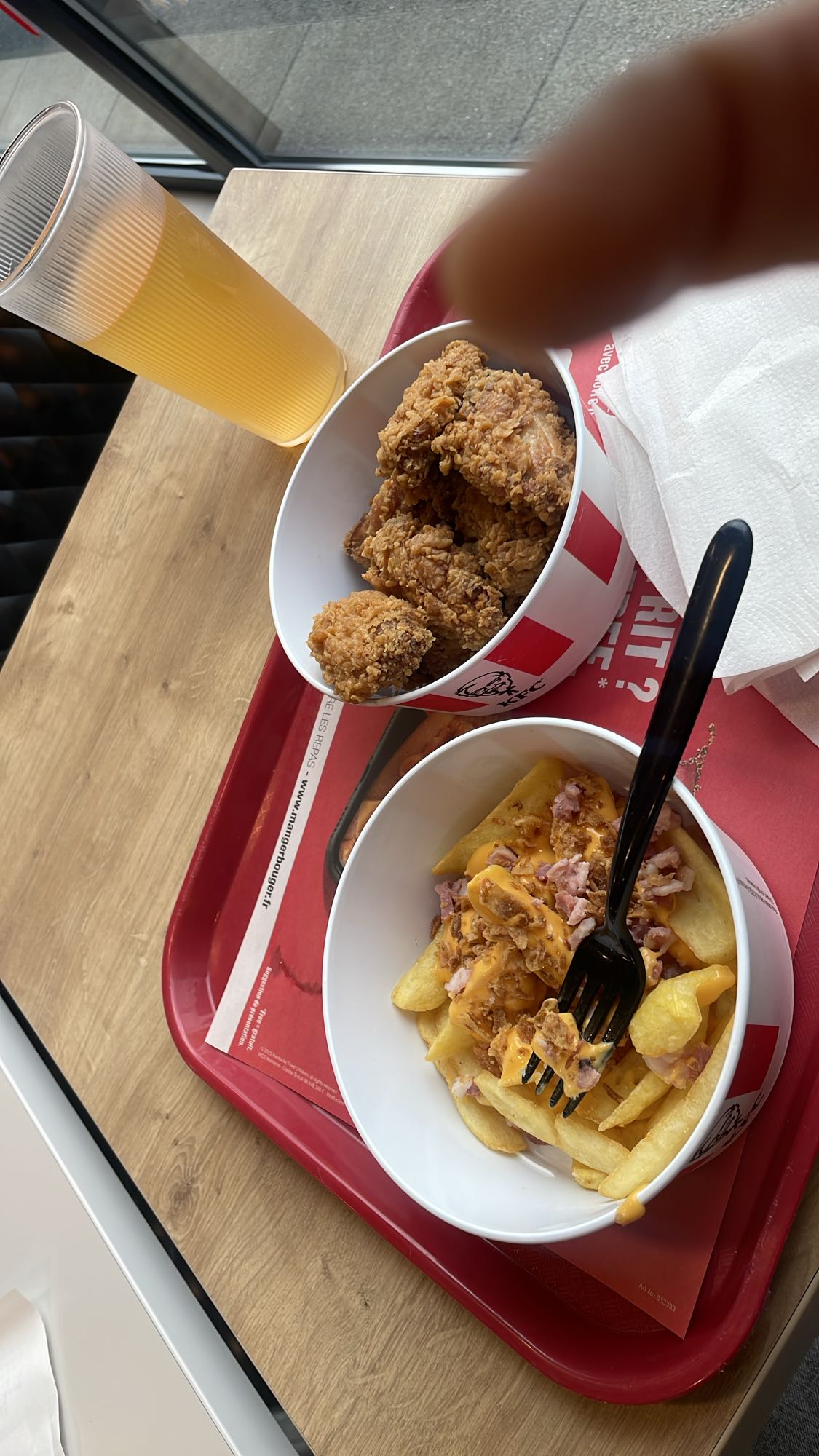 Poulet frit et frites