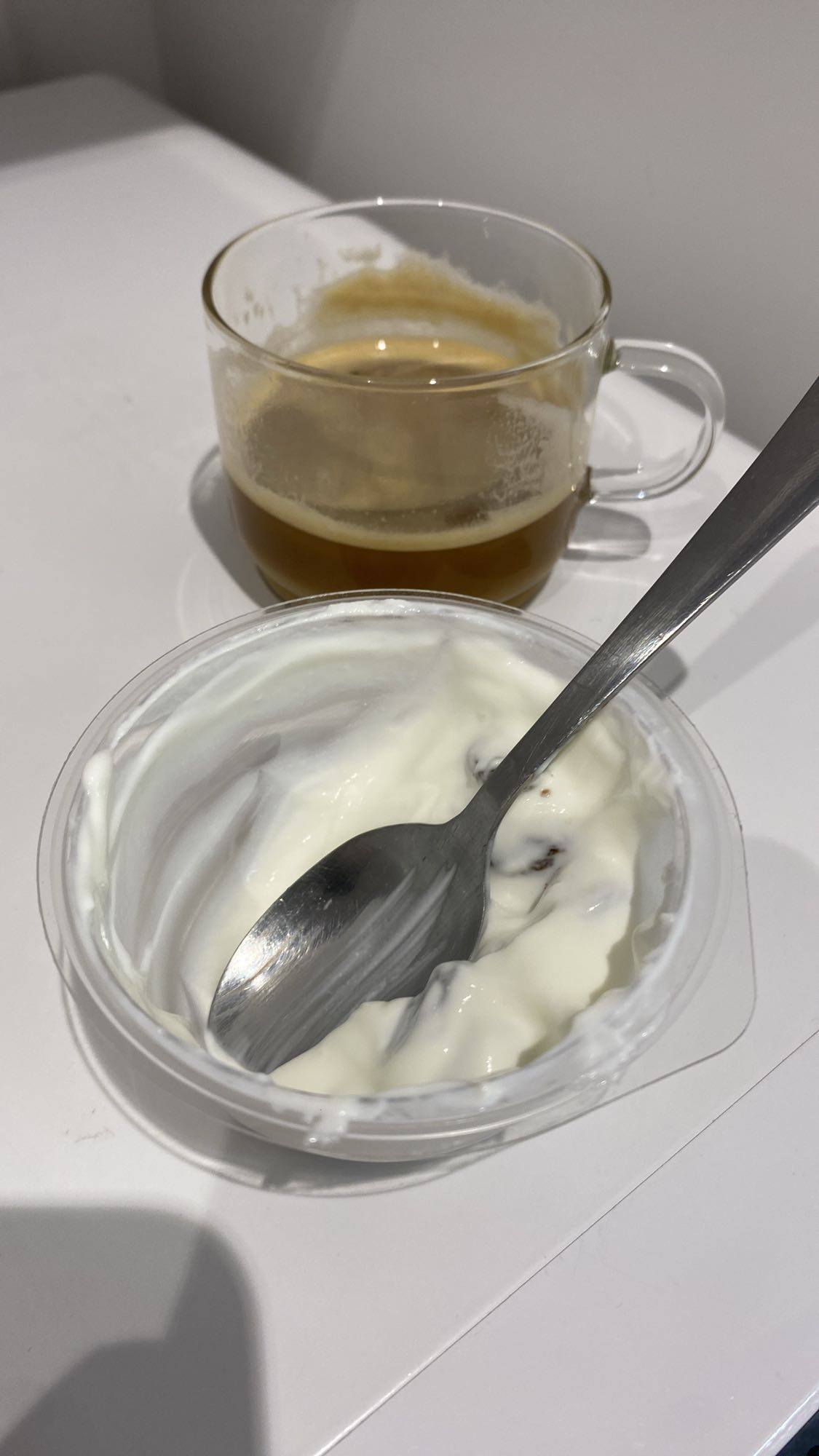 Yogur con café
