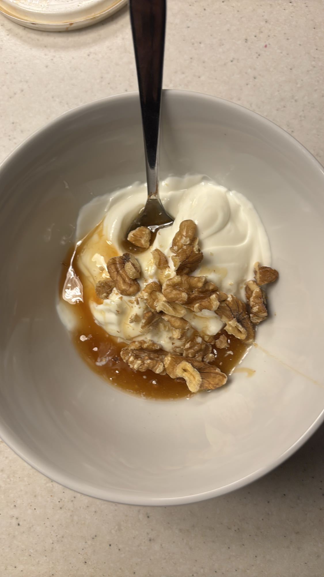 Gresk yoghurt med honning og valnøtter