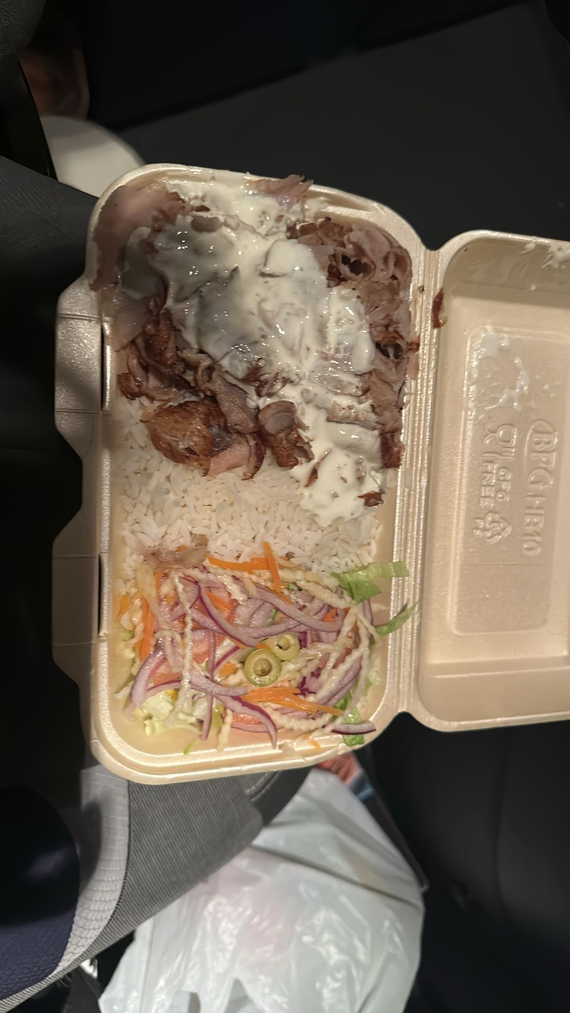 Shaorma cu orez și salată