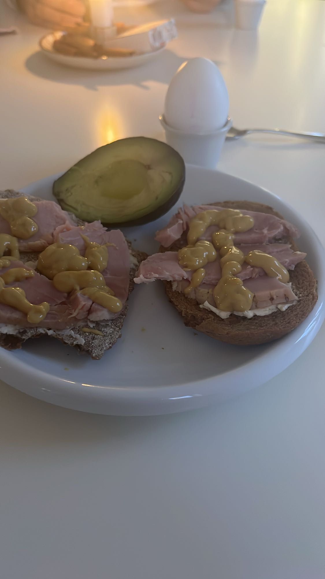 Smörgås med skinka & ägg