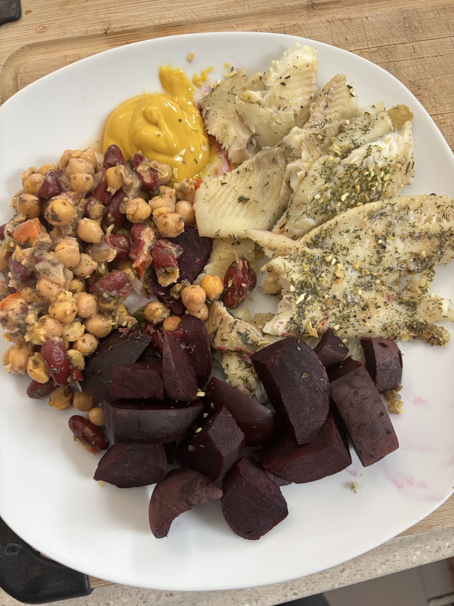 Poisson, pois chiches, betterave