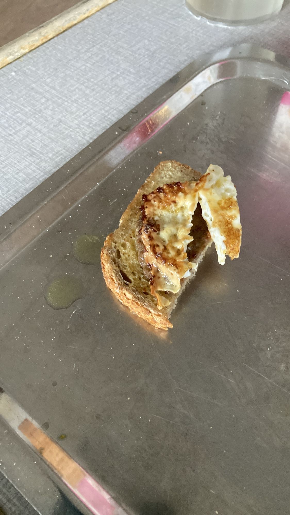 Ristet brød med stekt egg