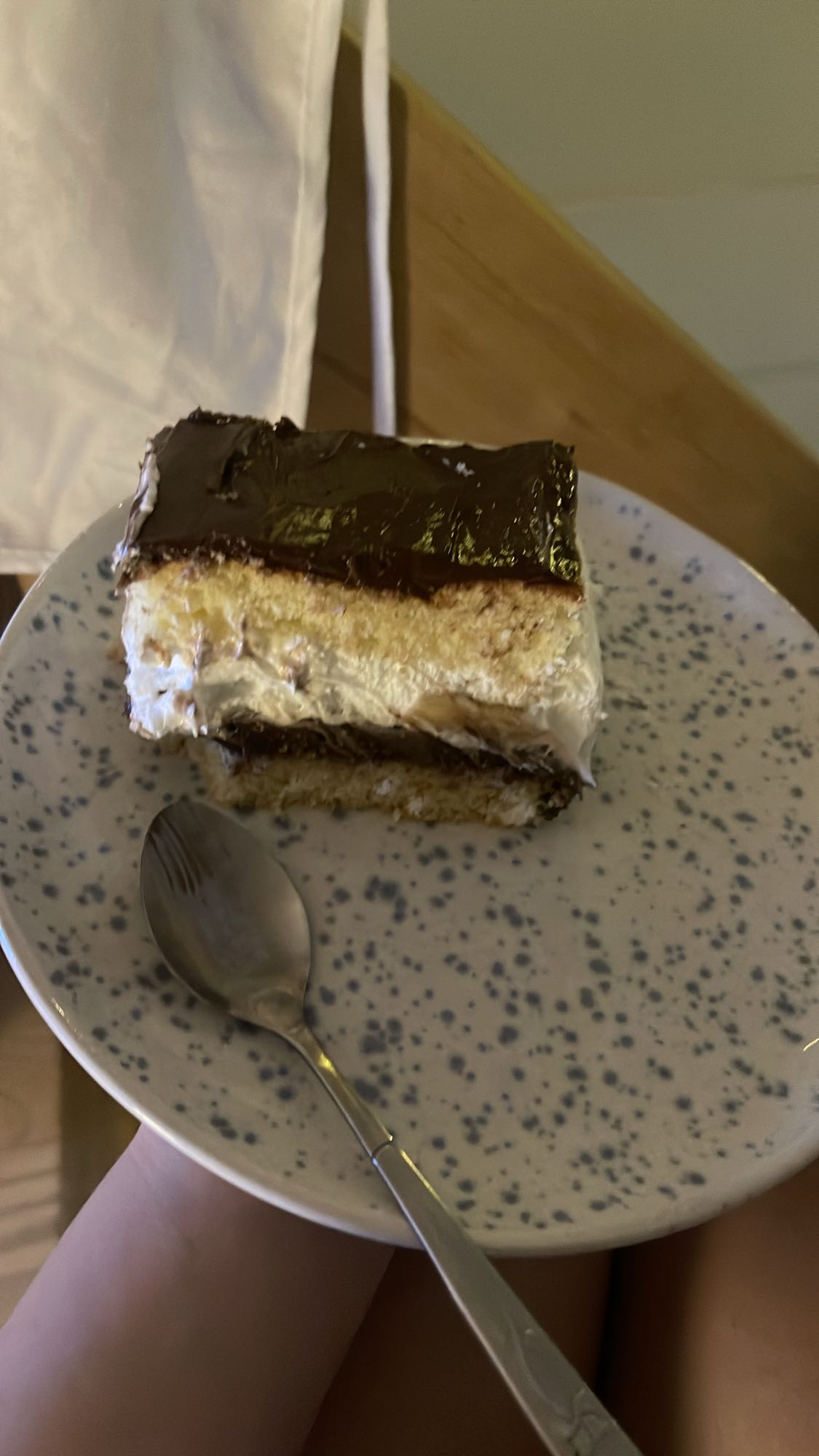 Prăjitură cu ciocolată