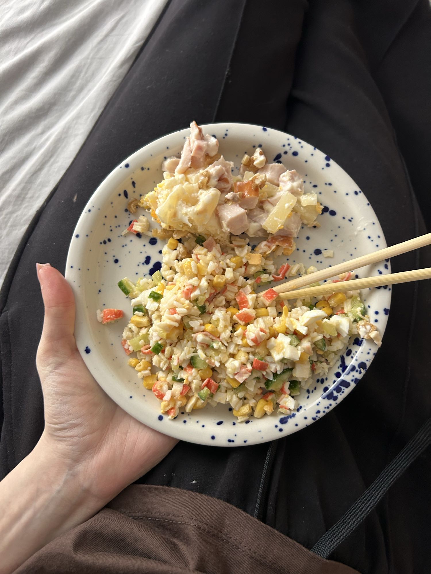 Ryż smażony z warzywami i kurczakiem