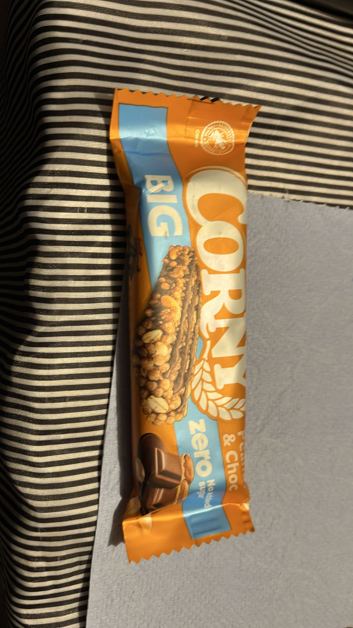 Корни бар фъстък и шоколад