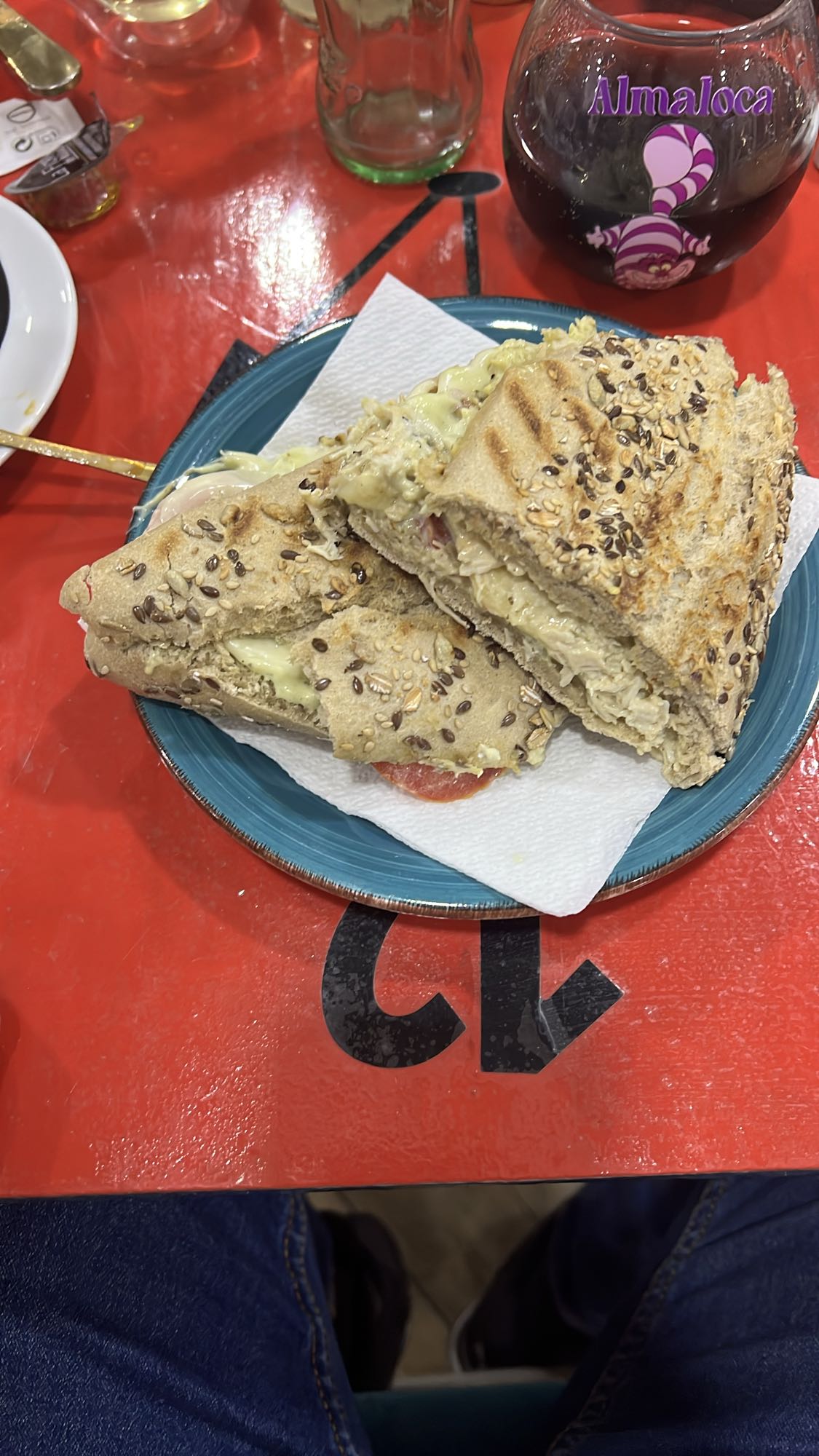 Sándwich integral con pollo