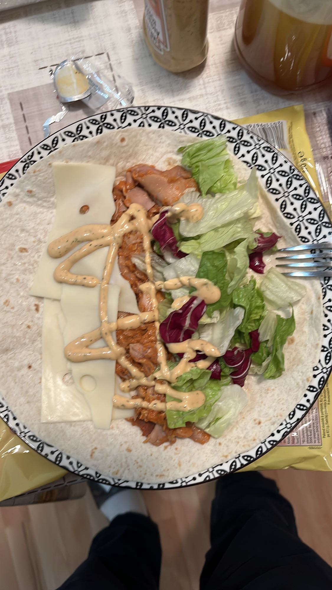 Пилешка тортила