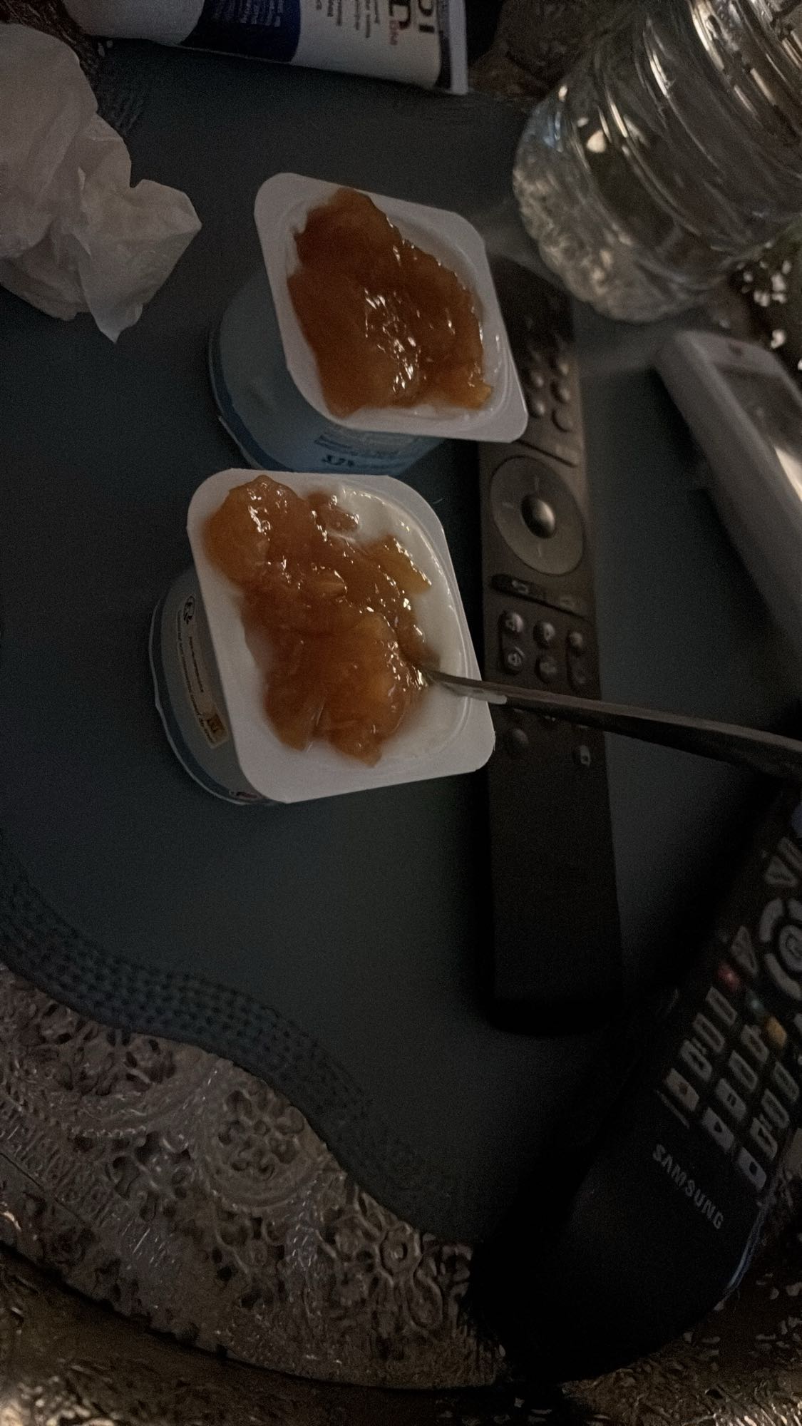 Fromage blanc avec confiture