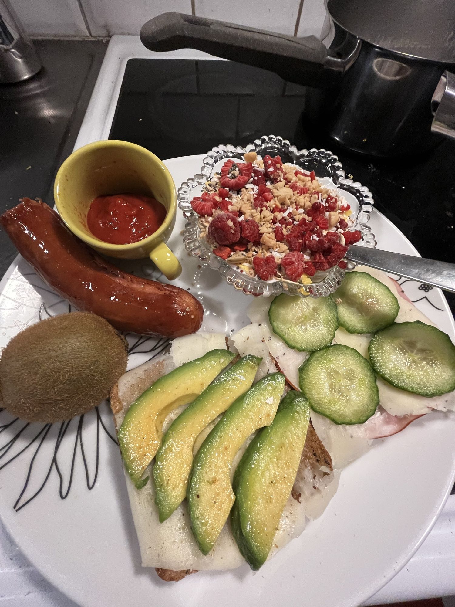 Frukosttallrik med tillbehör