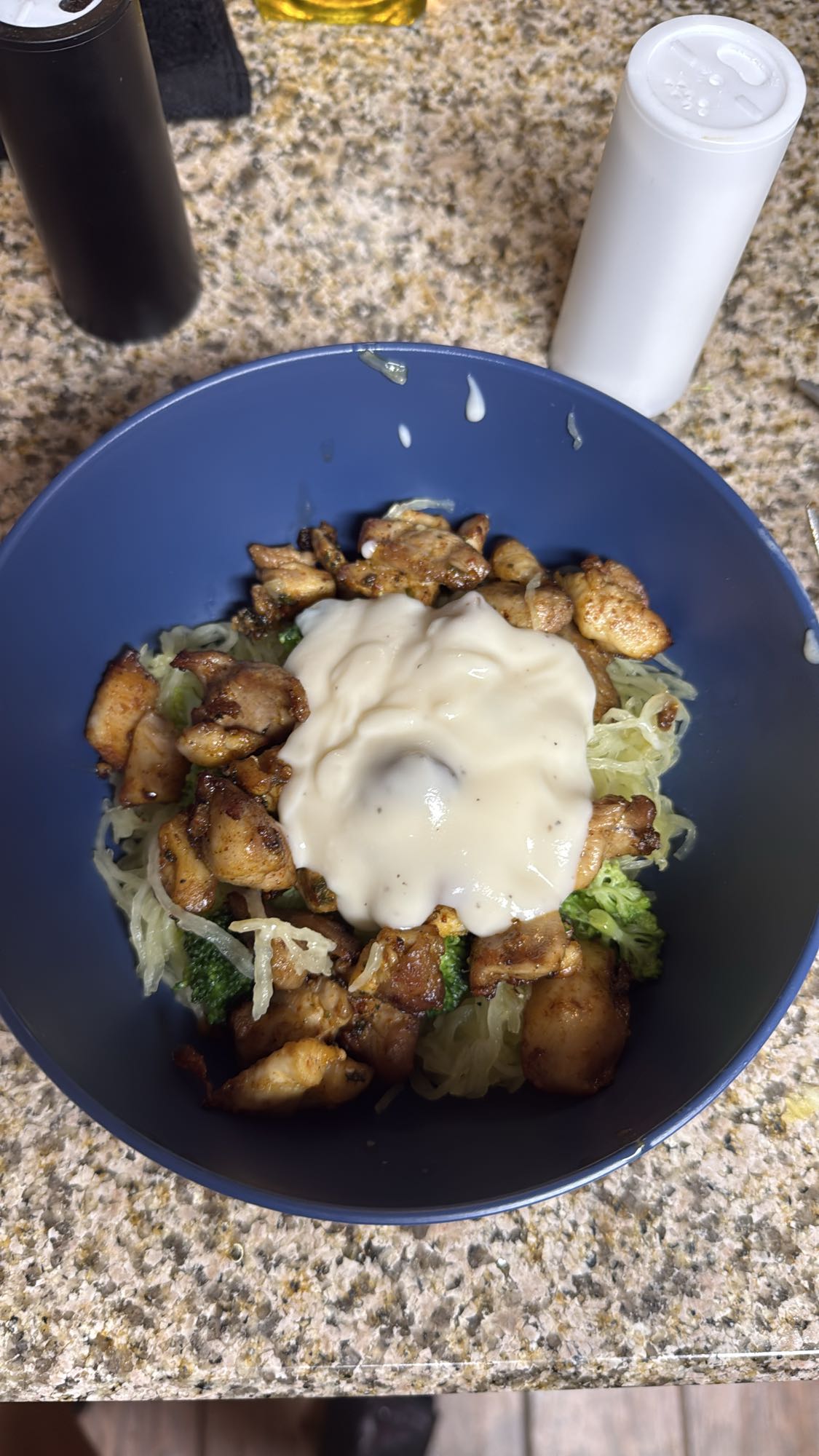 Chicken Alfredo Veggie Bowl