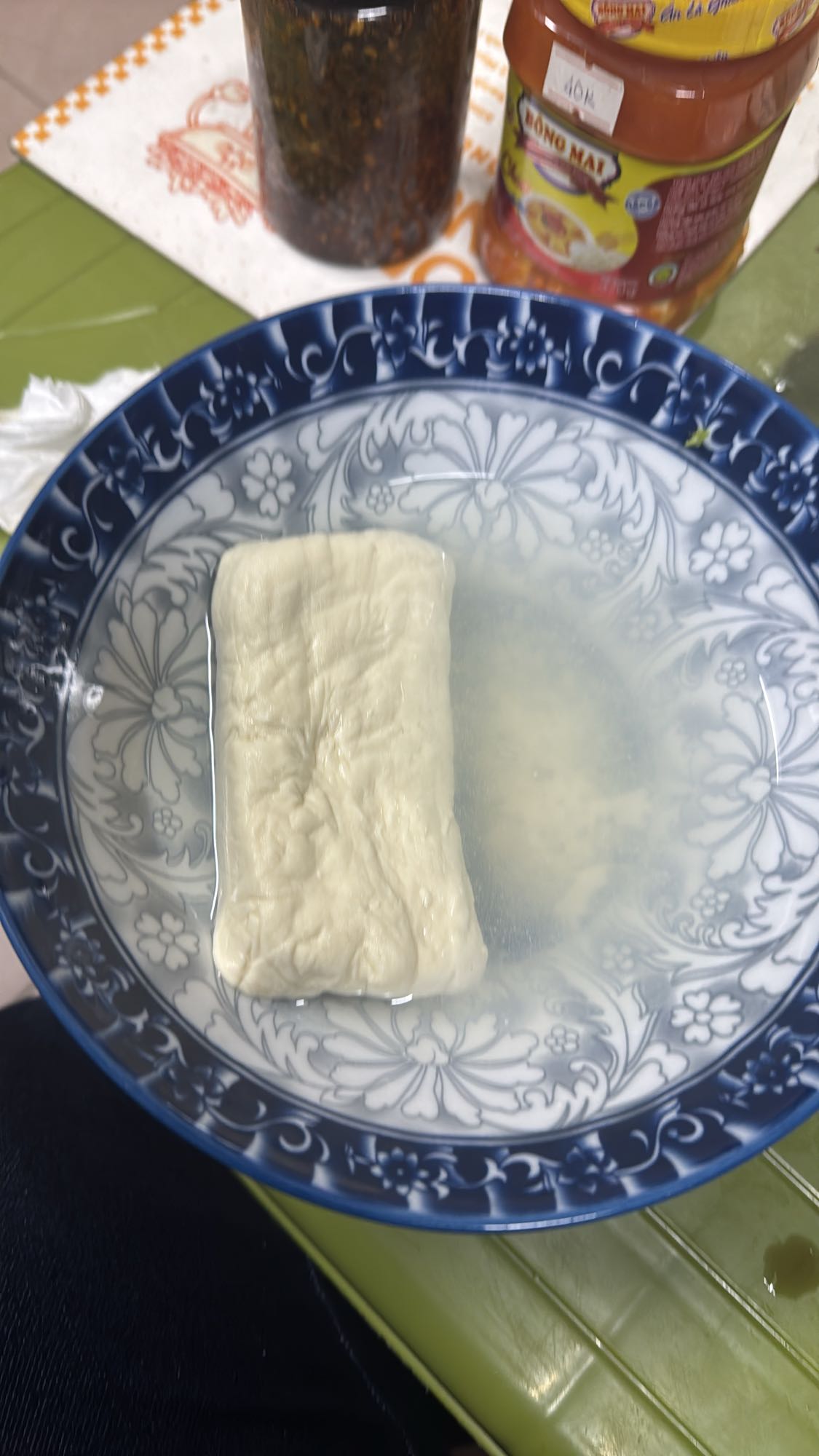 Tofu in hot water