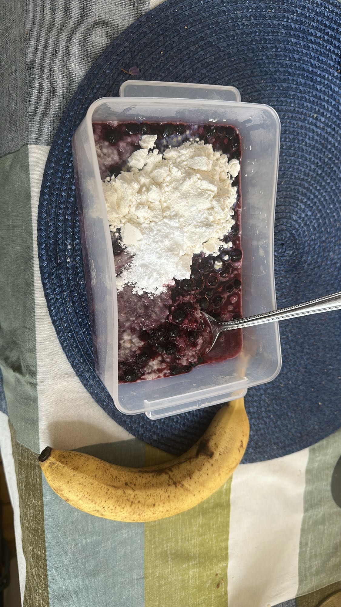 Havregryn med bär & banan