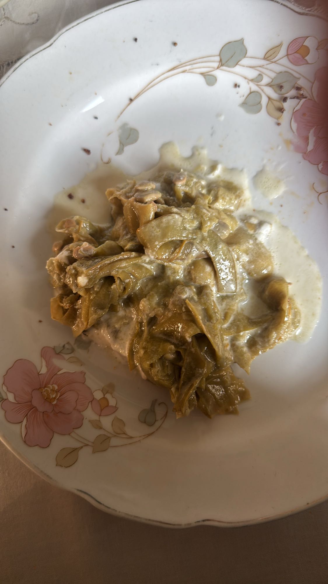 Creamy artichoke dish