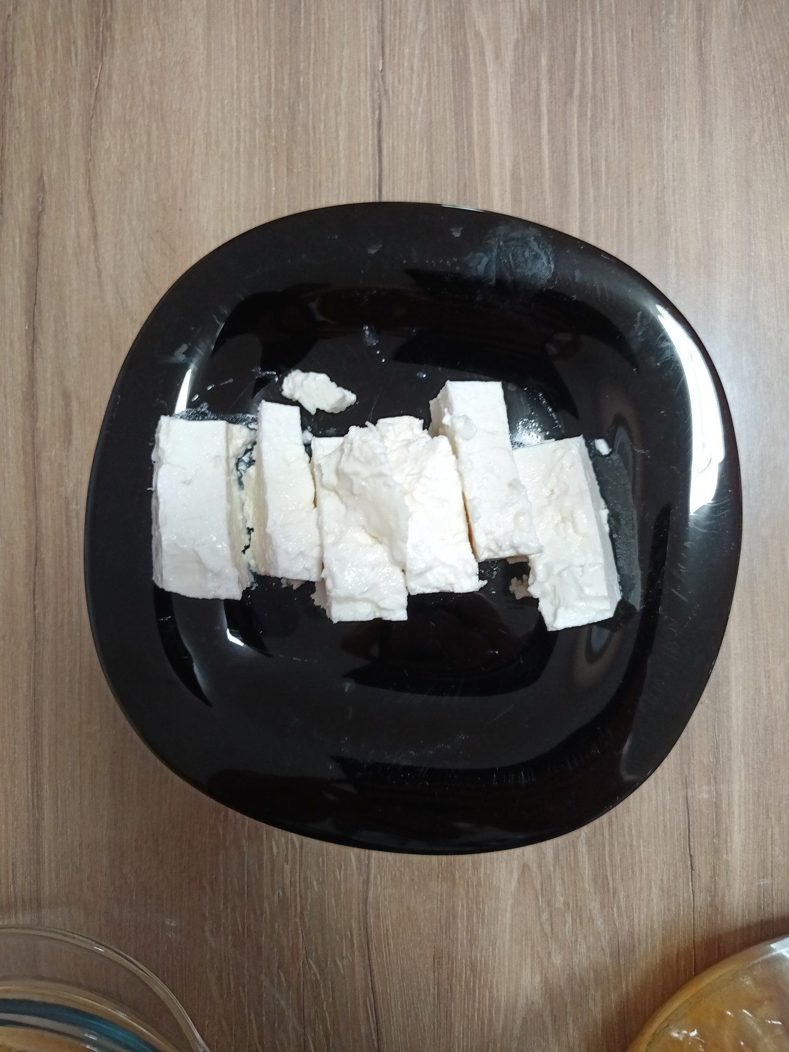 Sliced white cheese