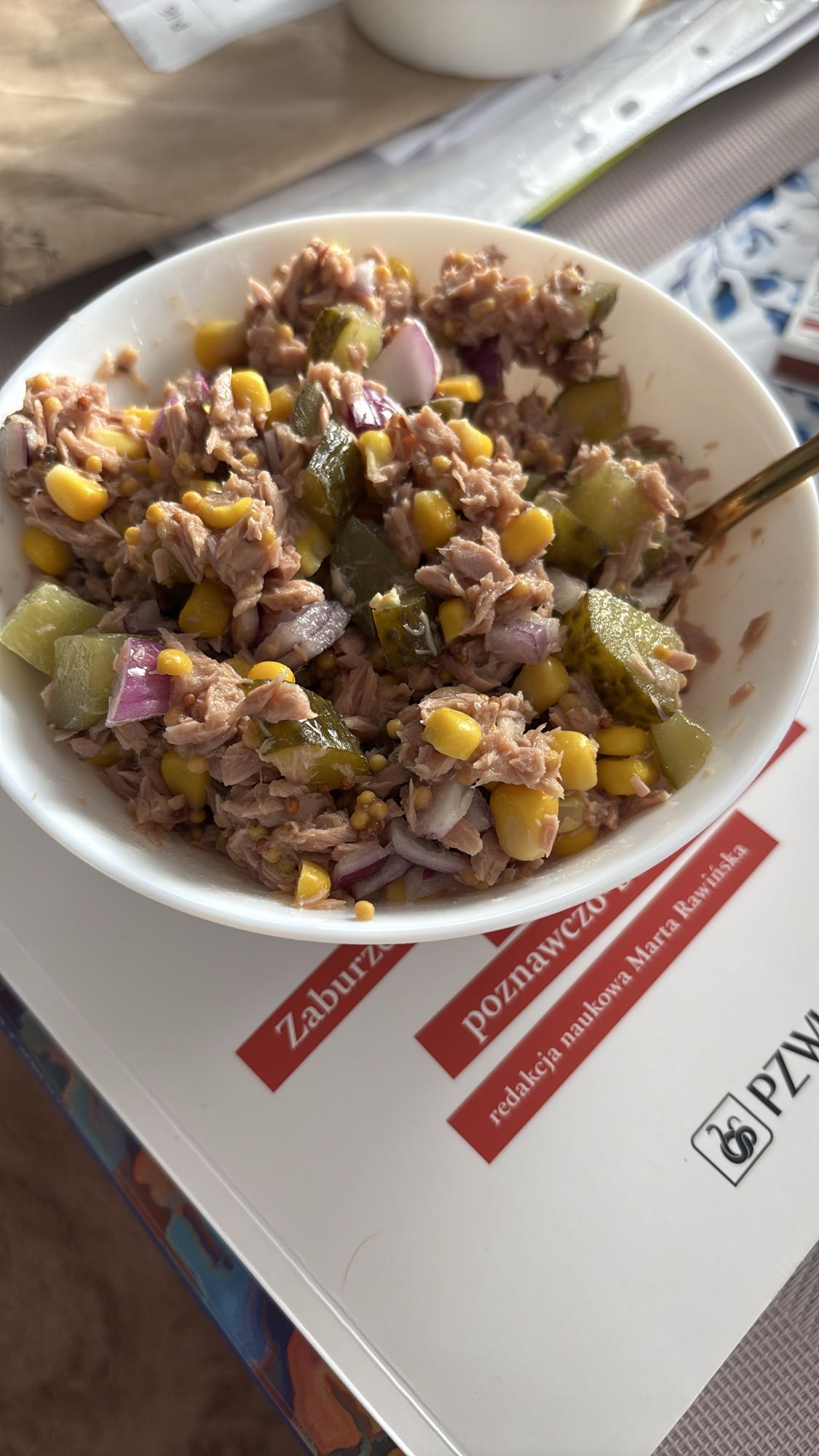 Sałatka z tuńczykiem