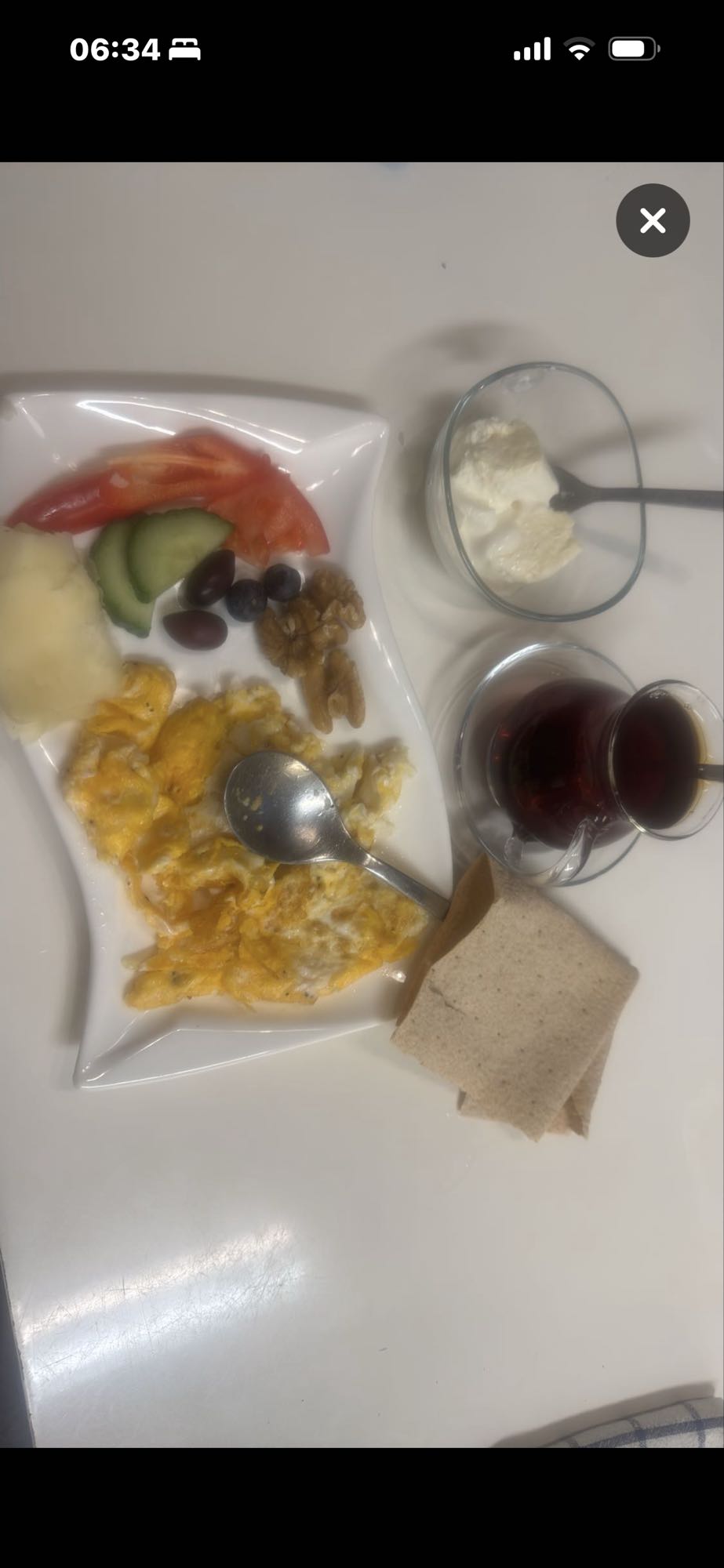 Frukosttallrik med ägg