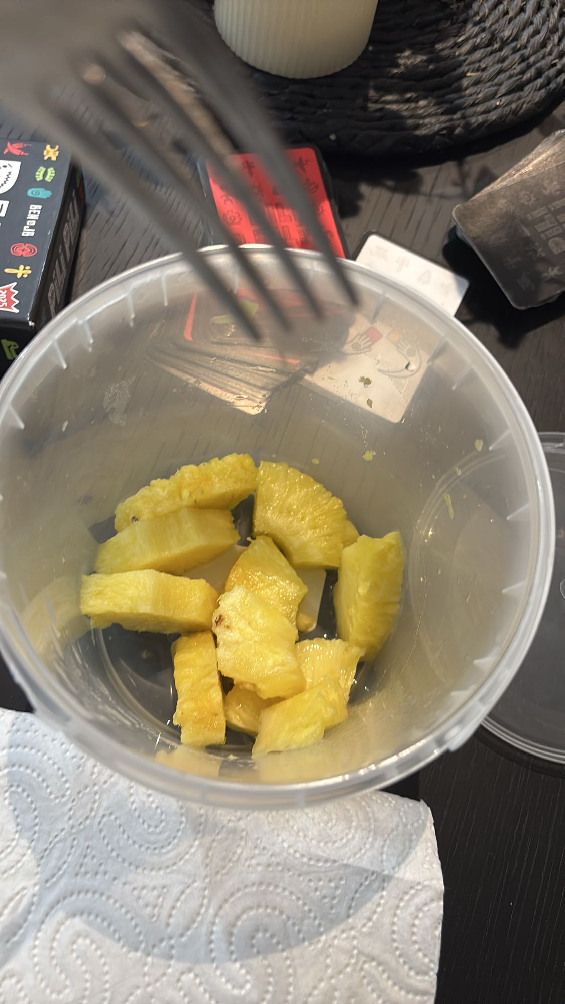 Ananas frais en morceaux