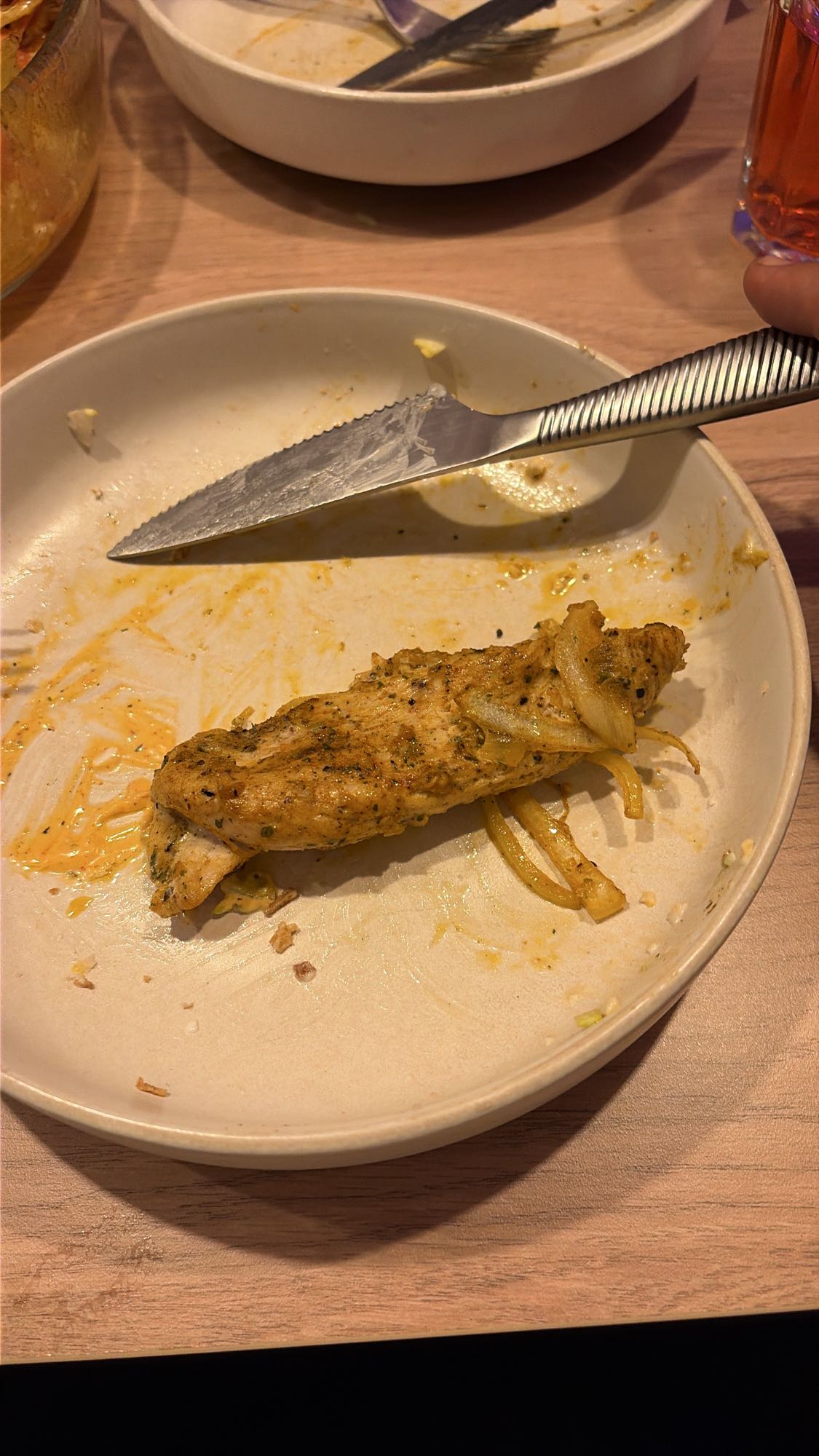 Poulet épicé et oignons