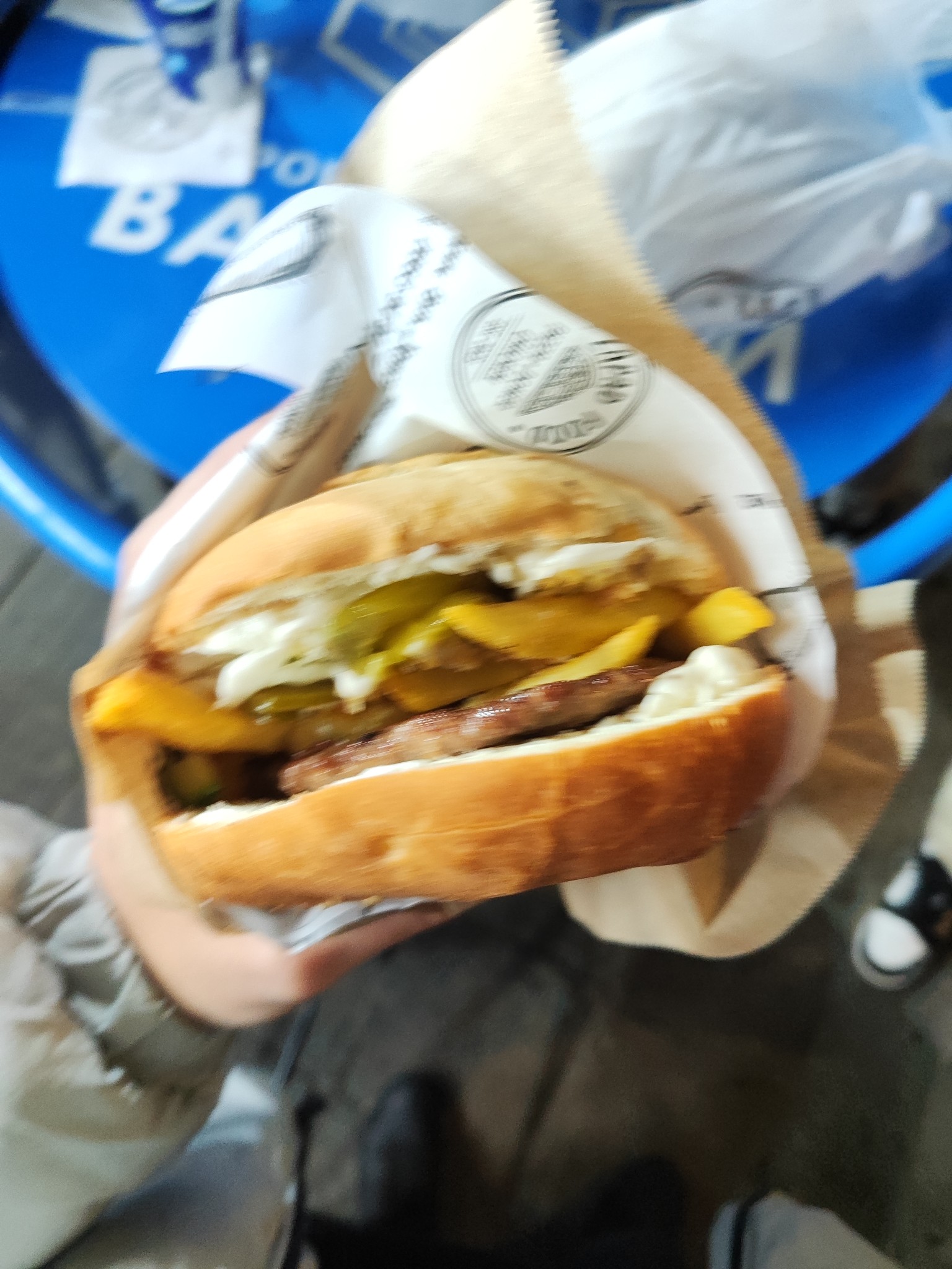 Cheeseburger with Pickles